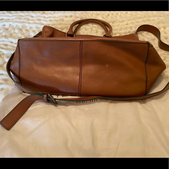Liebeskind Berlin Milena Glossy Handbag in Sand - Picture 8 of 15